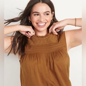NWT Old Navy sleeveless top size L